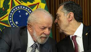 Lula e Barroso - STF: Independente e Imparcial?